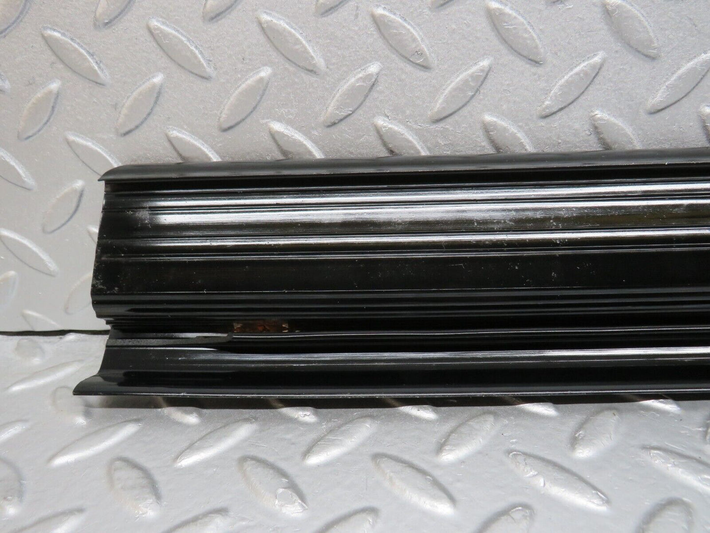 40632 Mercedes-Benz W123 300D Front Left Door Sill Trim Black