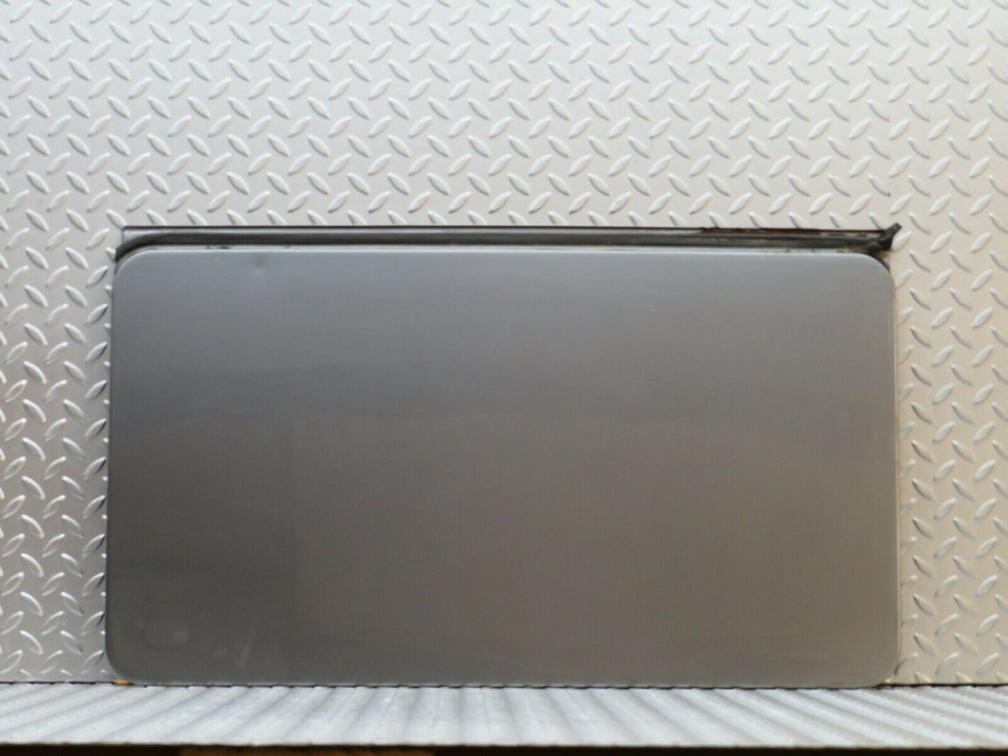 22851 Mercedes-Benz C107 450SLC Coupe Sunroof Panel