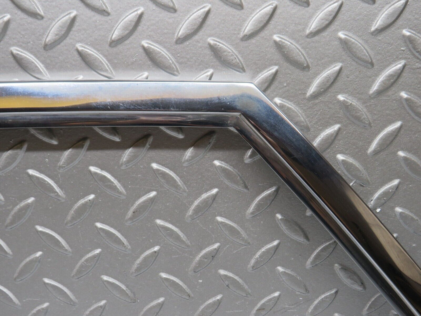 37316 Mercedes-Benz W109 300SEL Front Right Door Chrome Window Frame