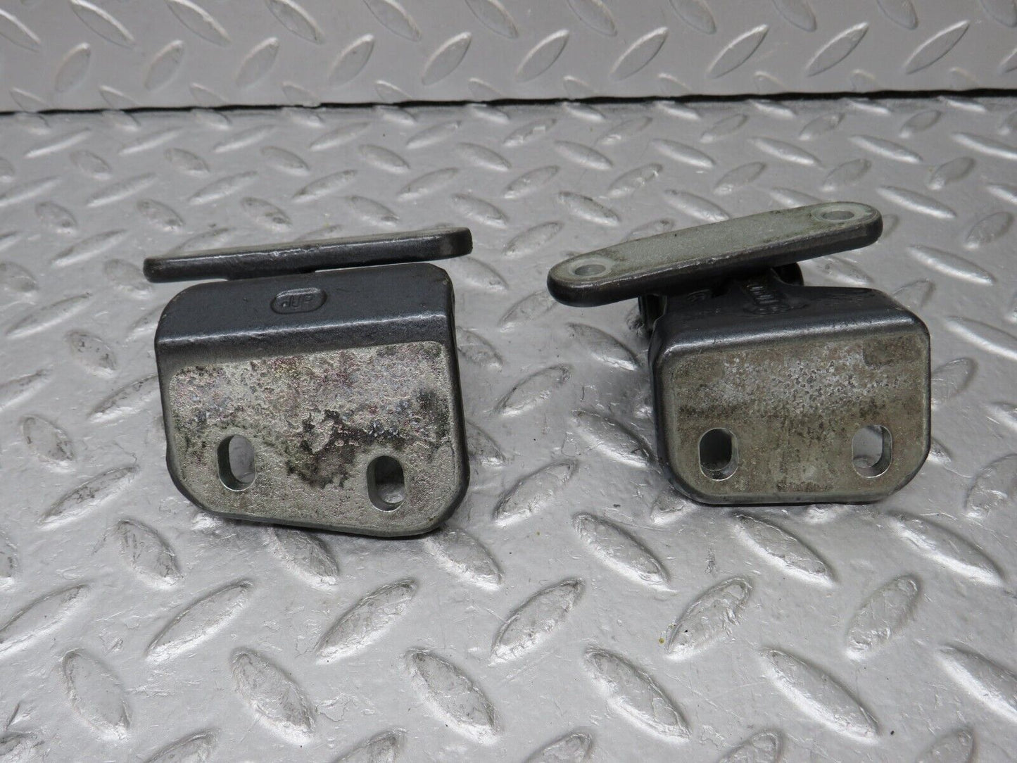 35269 Mercedes-Benz W221 Rear Left Door Hinge