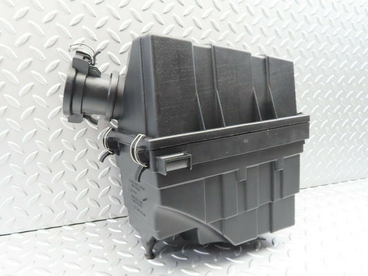 6567 Mercedes-Benz S124 E220 Wagon Air Filter Housing 1110940102