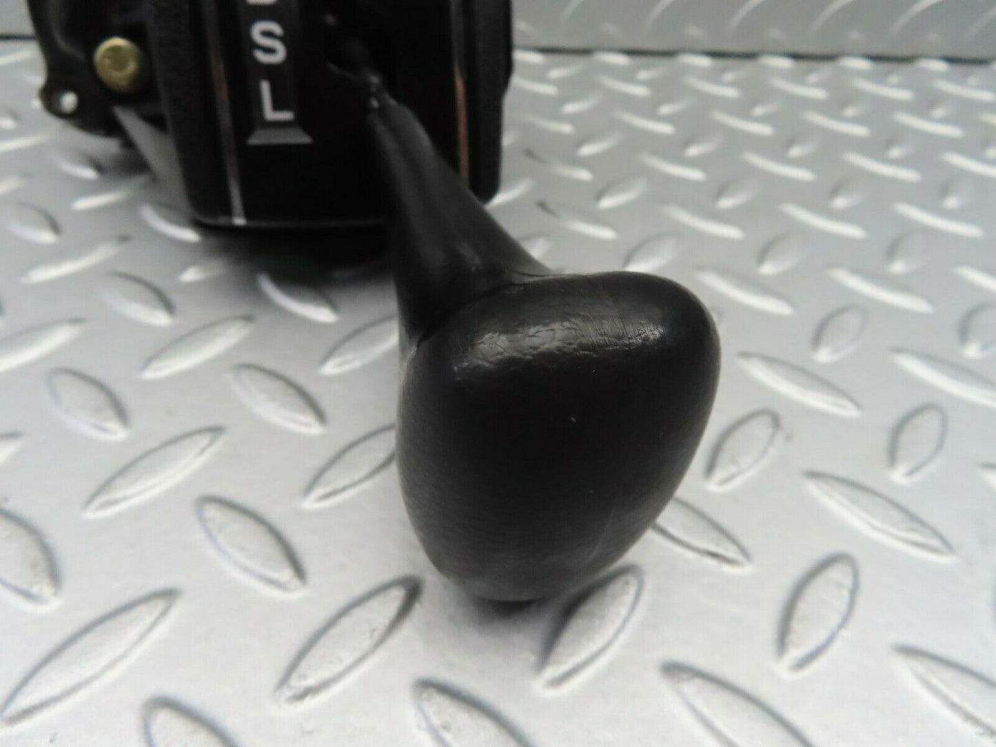 6945 Mercedes-Benz C107 350SLC Coupe Automatic Gear Shift Selector