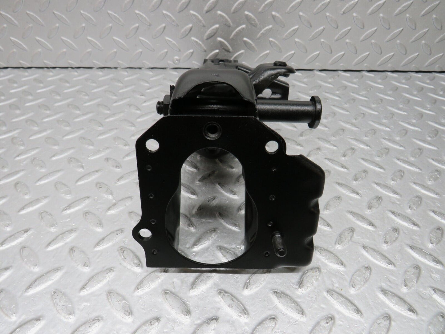 35911 Mercedes-Benz W108 Brake Pedal Bracket