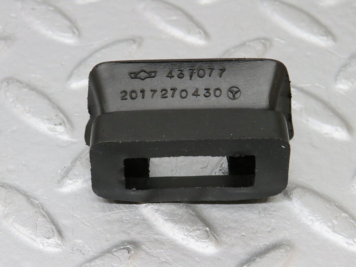 36586 Mercedes-Benz W201 190E 2.0L Door Check Strap Rubber Seal 2x 2017270430