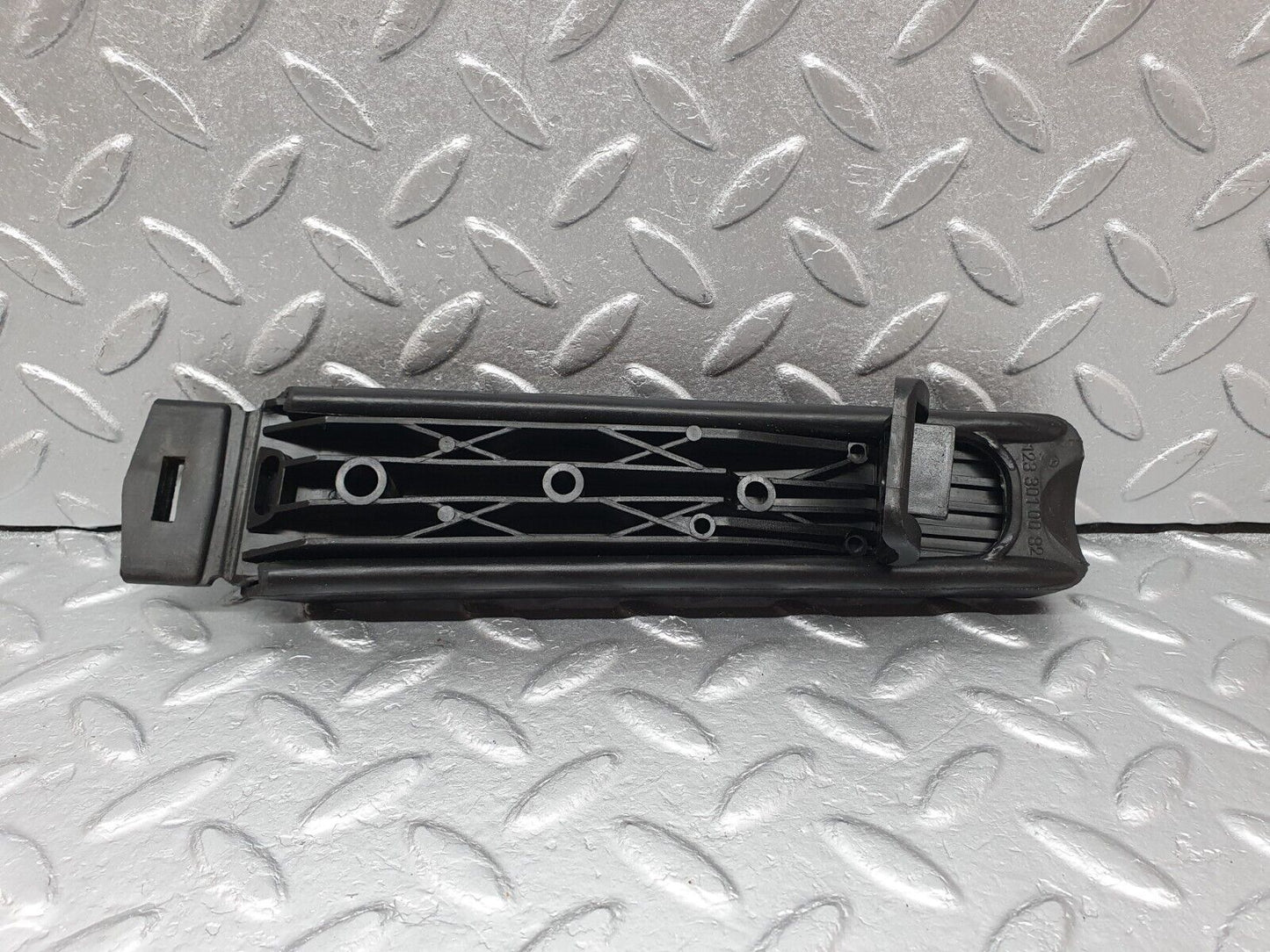 41485 Mercedes-Benz W124 200E Accelerator Pedal With Rubber 1263000504 1233010082