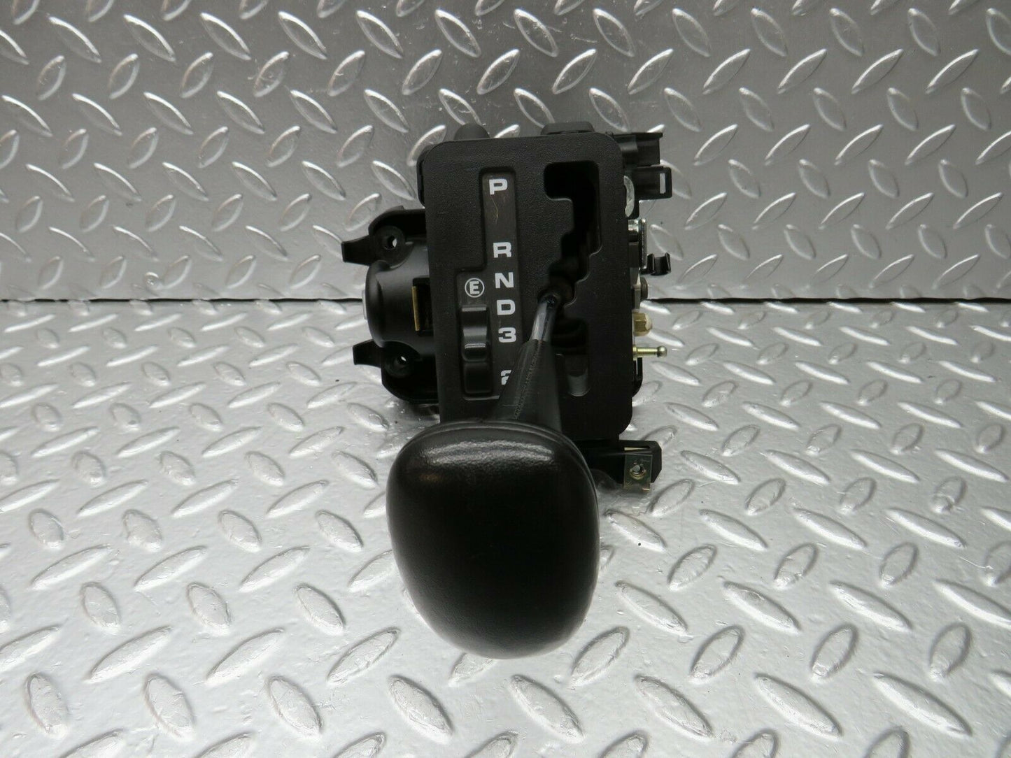 22359 Mercedes-Benz C124 E220 Coupe Automatic Gear Selector 1292670637