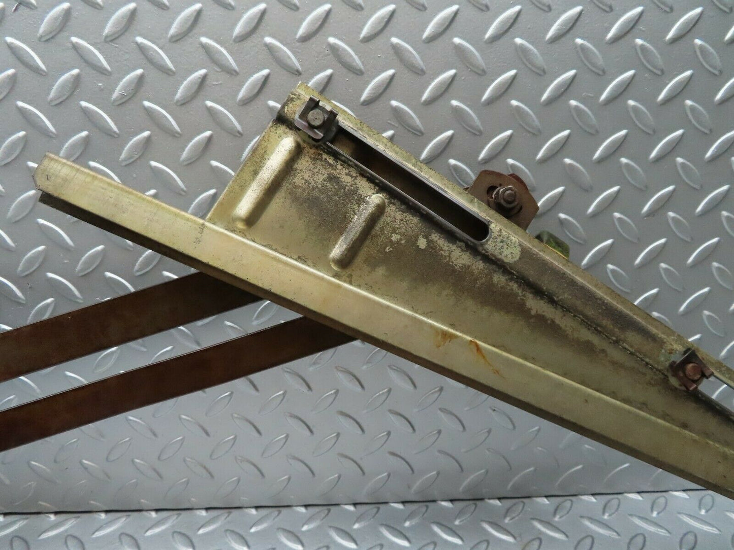 4719 Mercedes-Benz W114 280CE Coupe Front Left Manual Window Regulator