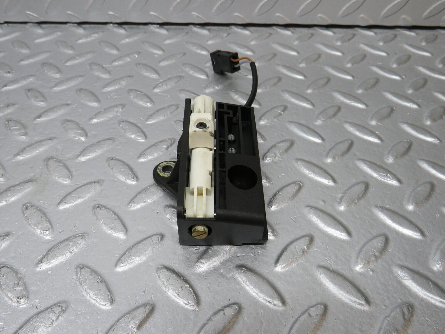 39502 Mercedes-Benz R129 320SL Coupe Roof Limit Switch 1298206110