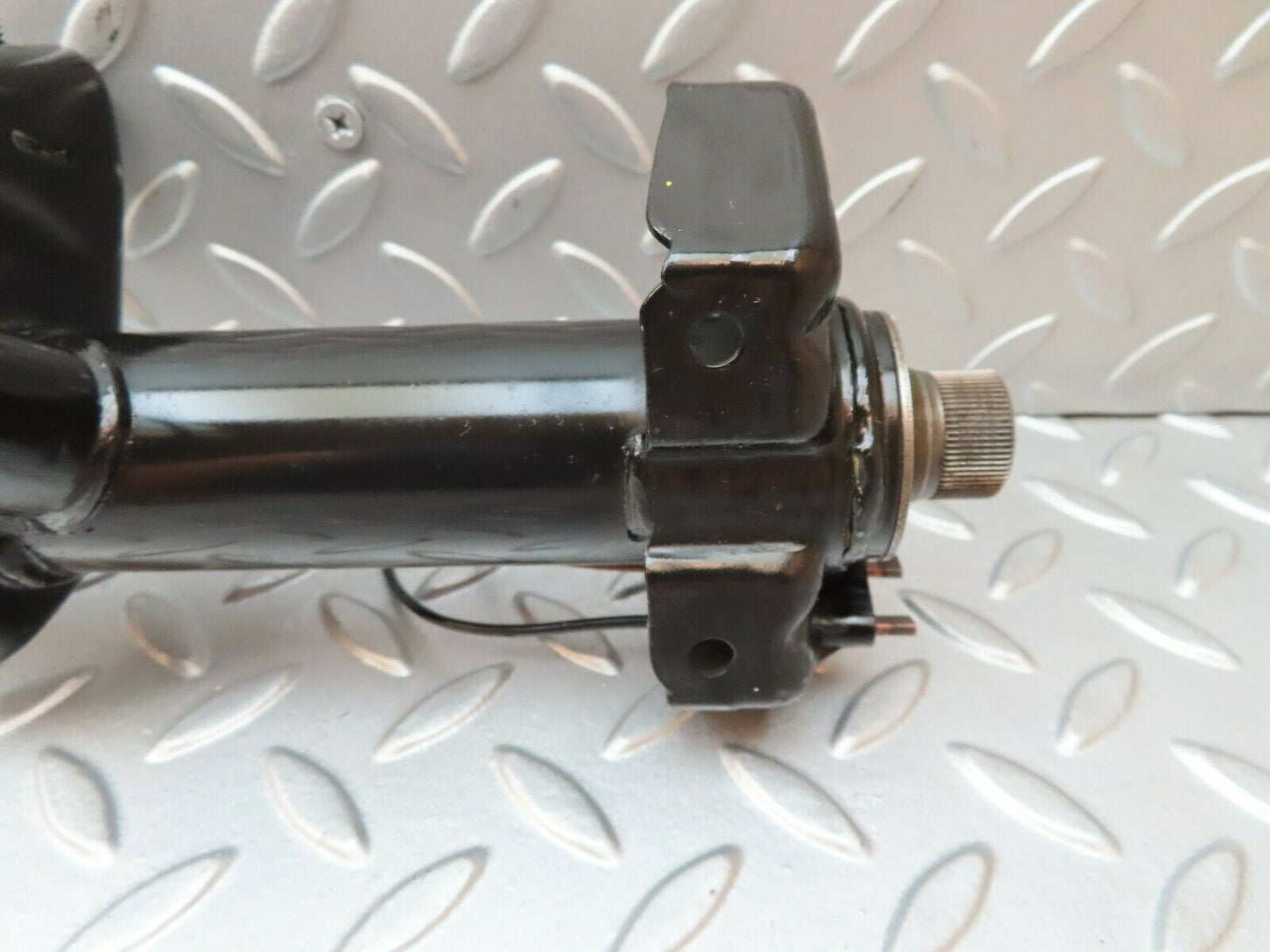 4386 Mercedes-Benz W123 230E Steering Column