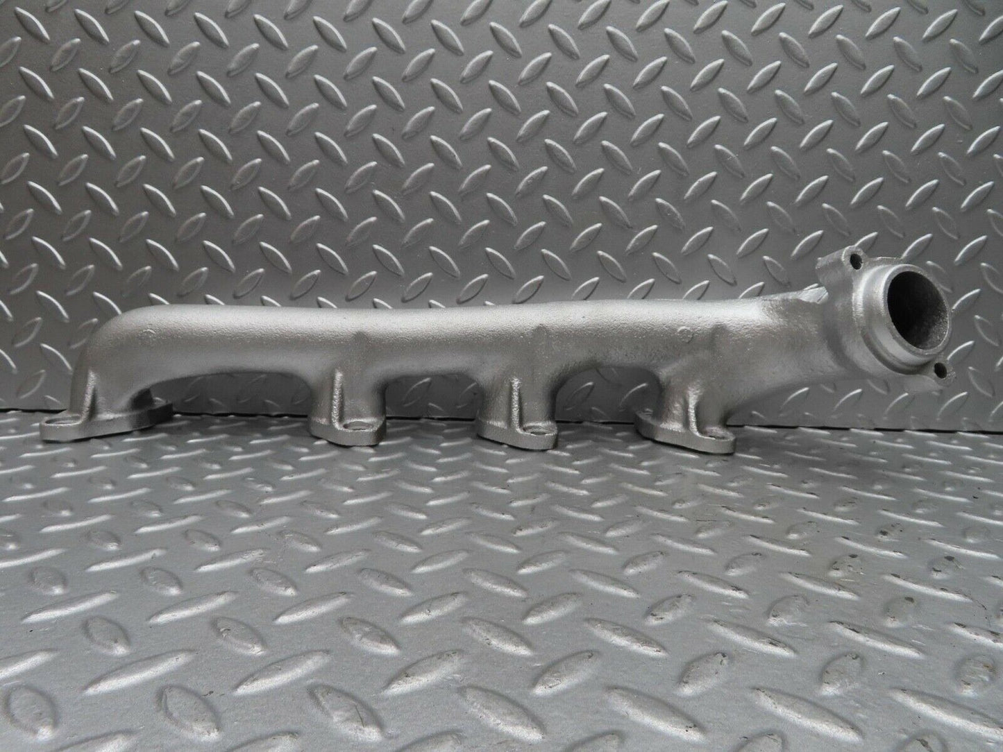 14422 Mercedes-Benz W116 350SE Exhaust Manifold Left 1161423401