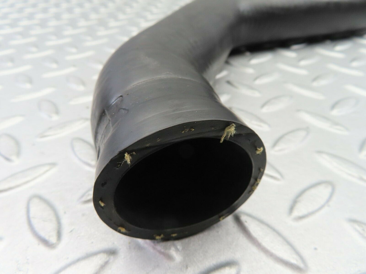 7150 Mercedes-Benz C107 350SLC Coupe Radiator Hose 1165013482