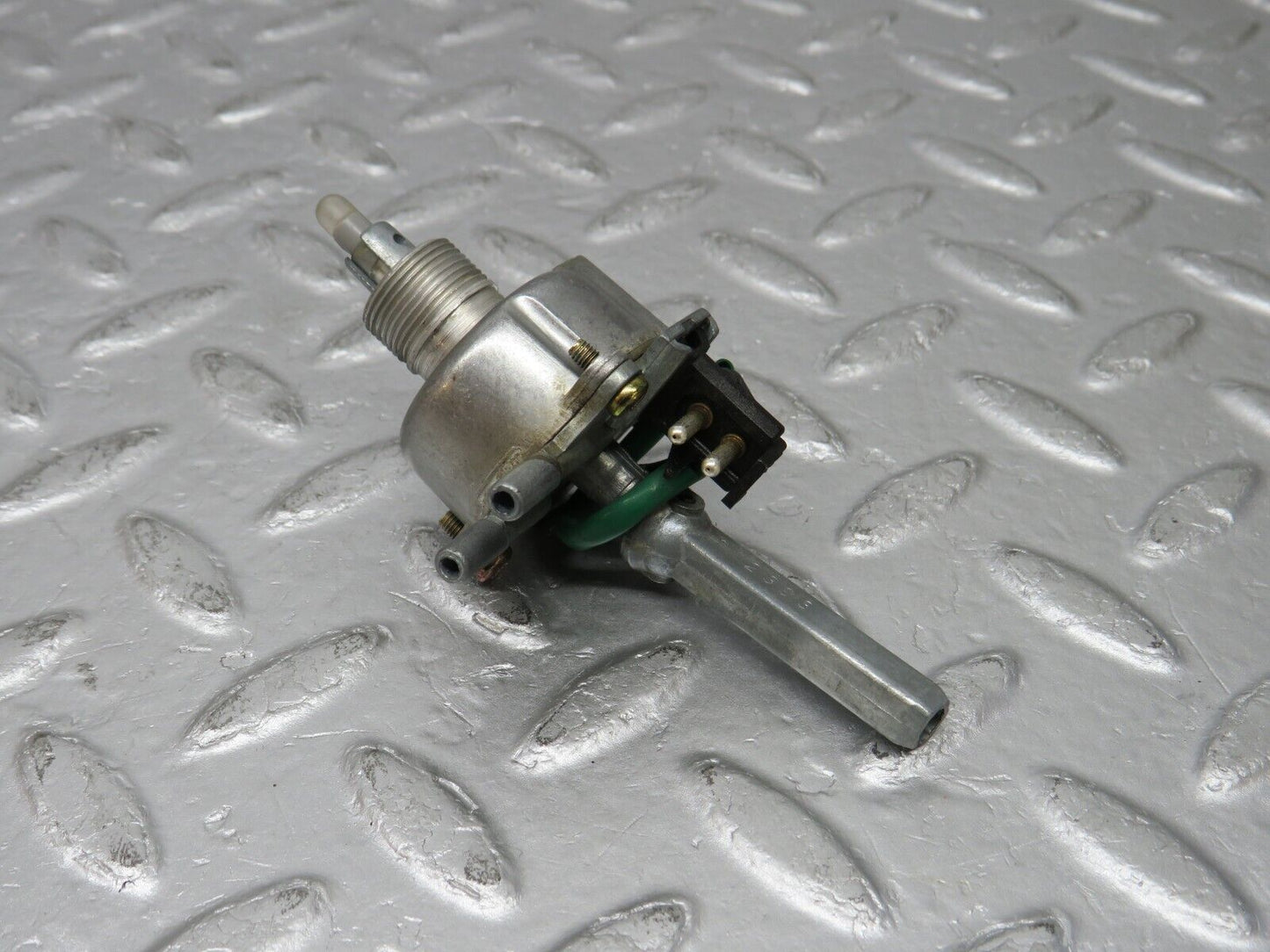 38839 Mercedes-Benz W201 190E 2.6L Heater Control Switch