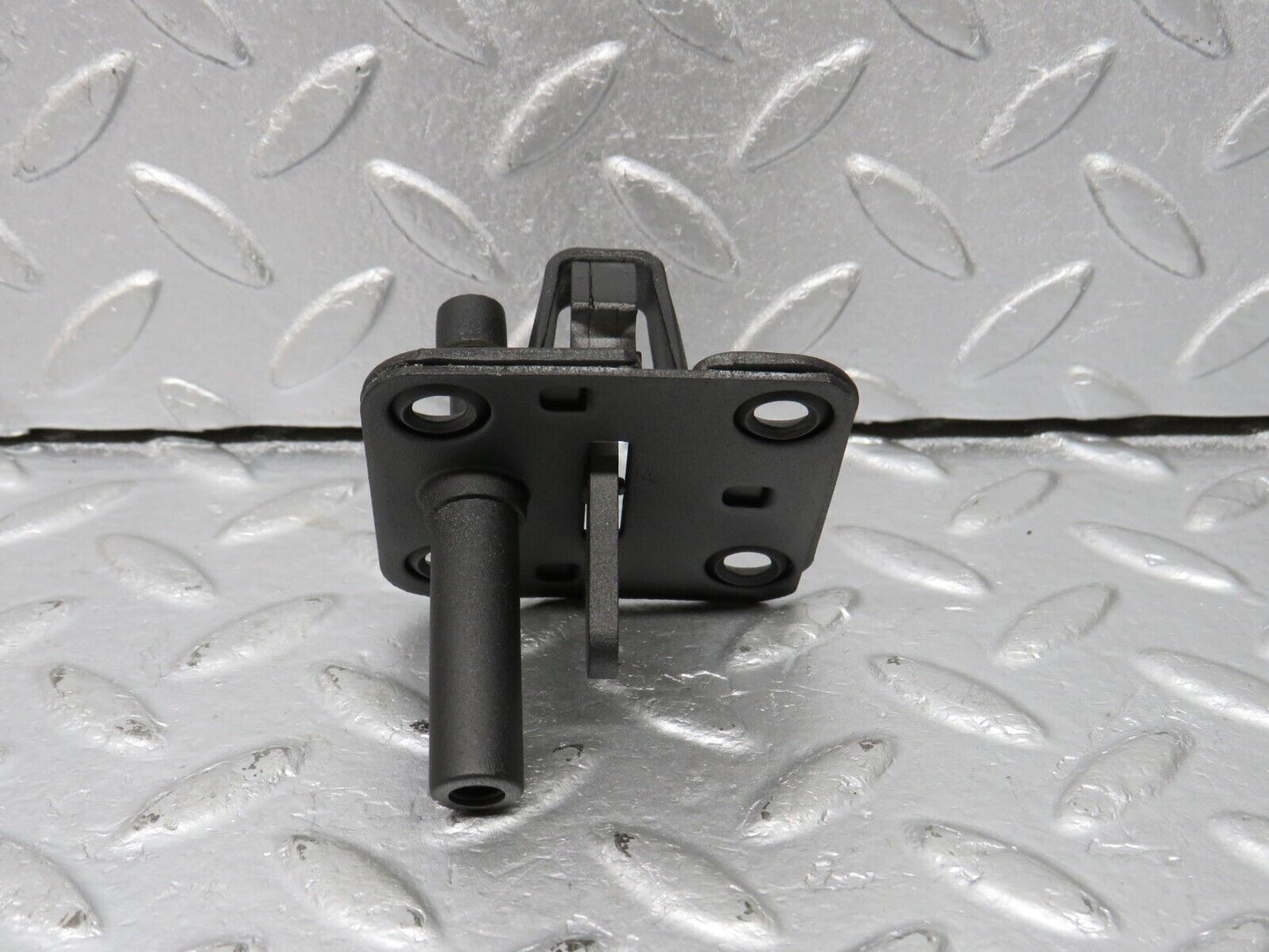 40536 Mercedes-Benz W123 300D Bonnet Lock Latch