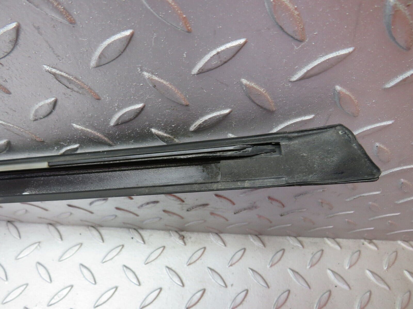 31884 Mercedes-Benz W201 190LE Left Side Roof Trim Moulding 2016980598