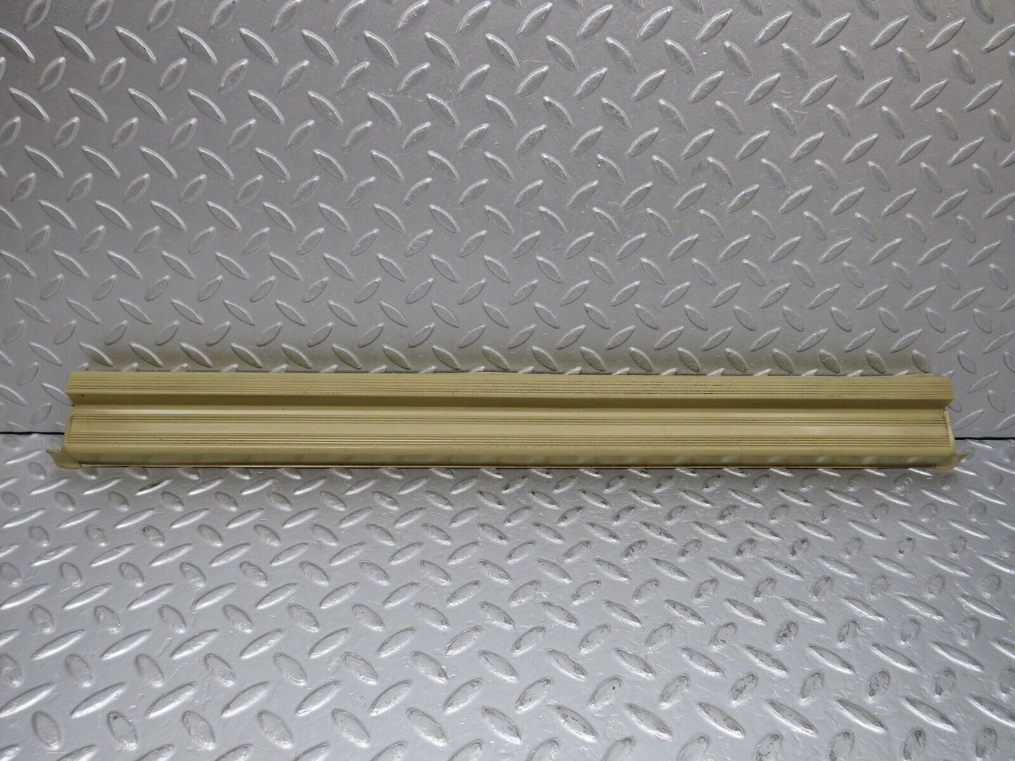 38695 Mercedes-Benz W201 190E 2.6L Front Right Door Sill