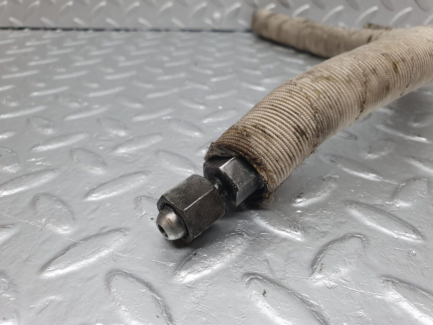 41616 Mercedes-Benz W124 200E Power Steering Pump Oil Hose Pipe