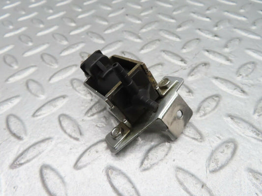 14737 Mercedes-Benz W201 190E Vacuum Control Valve 0015408697