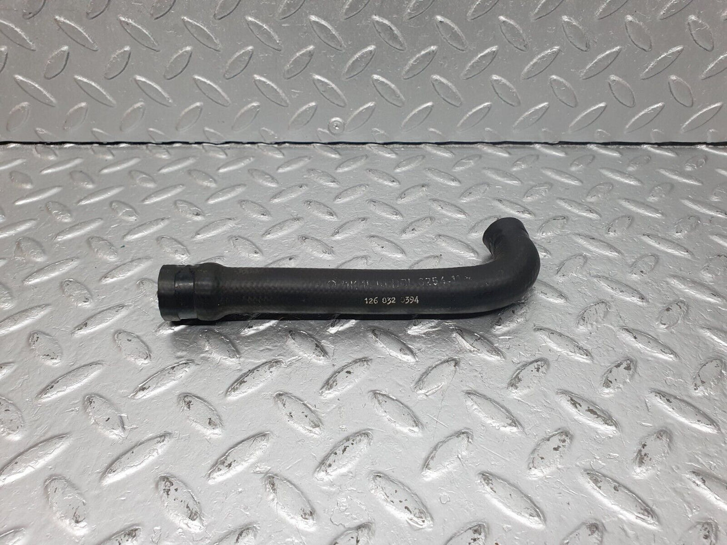 40983 Mercedes-Benz W126 300SE Heater Hose 1260320394