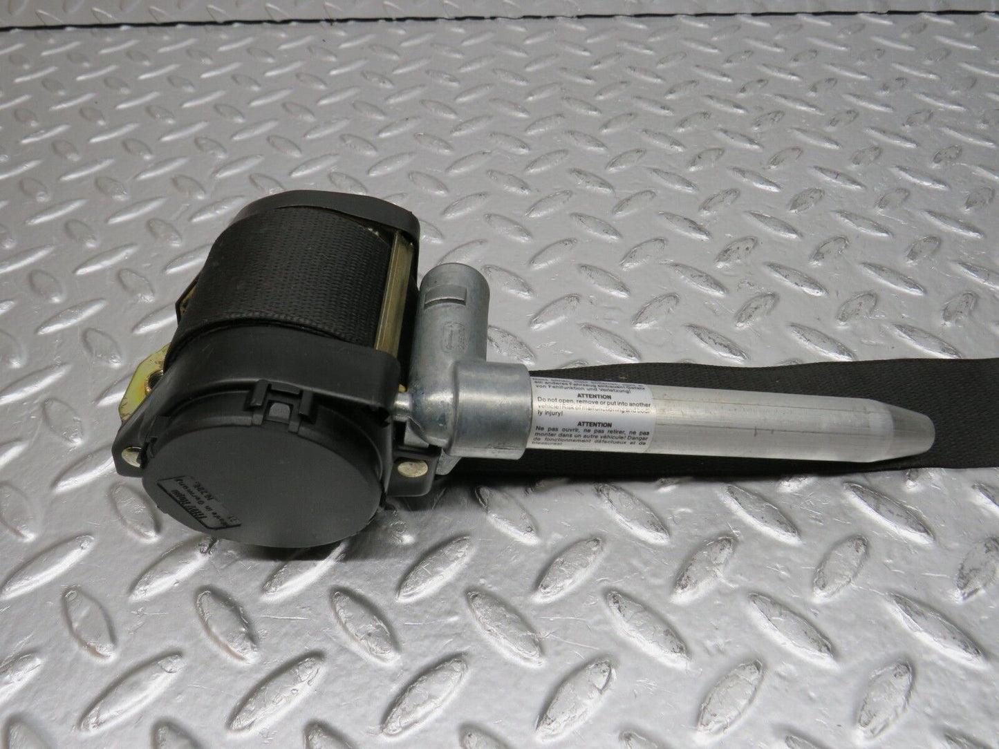 32635 Mercedes-Benz S124 300TE Front Right Seat Belt With Buckle 1248604085