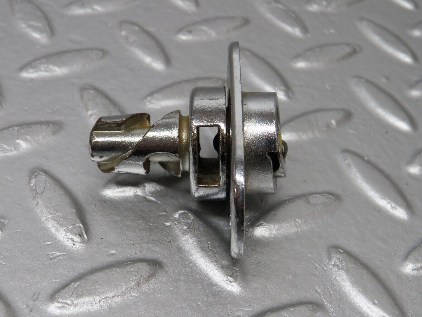 39960 Mercedes-Benz R107 350SL Coupe Soft Top Lock Pair