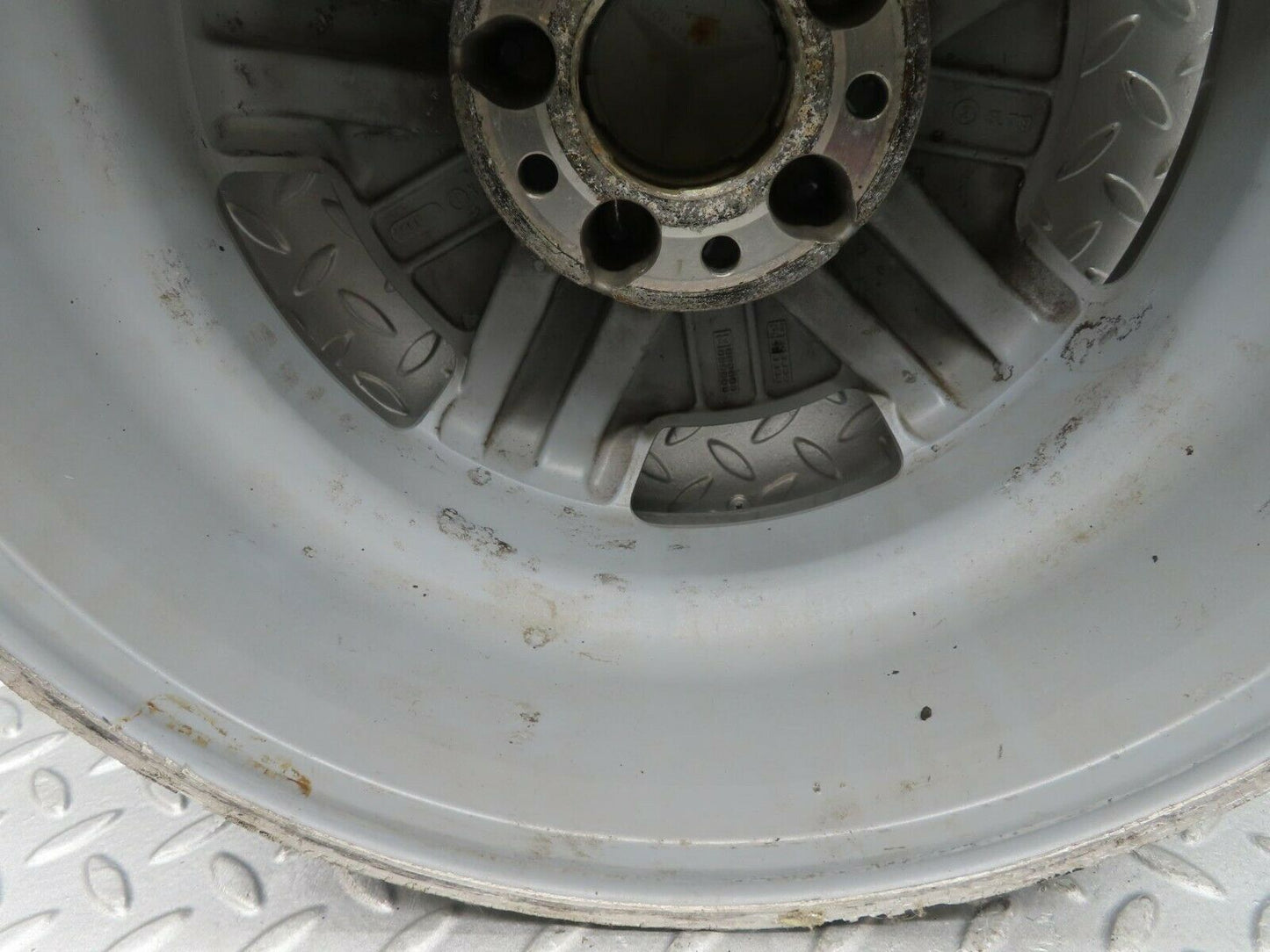 12108 Mercedes-Benz Alloy Wheel 7Jx15H2 ET37 2024010602
