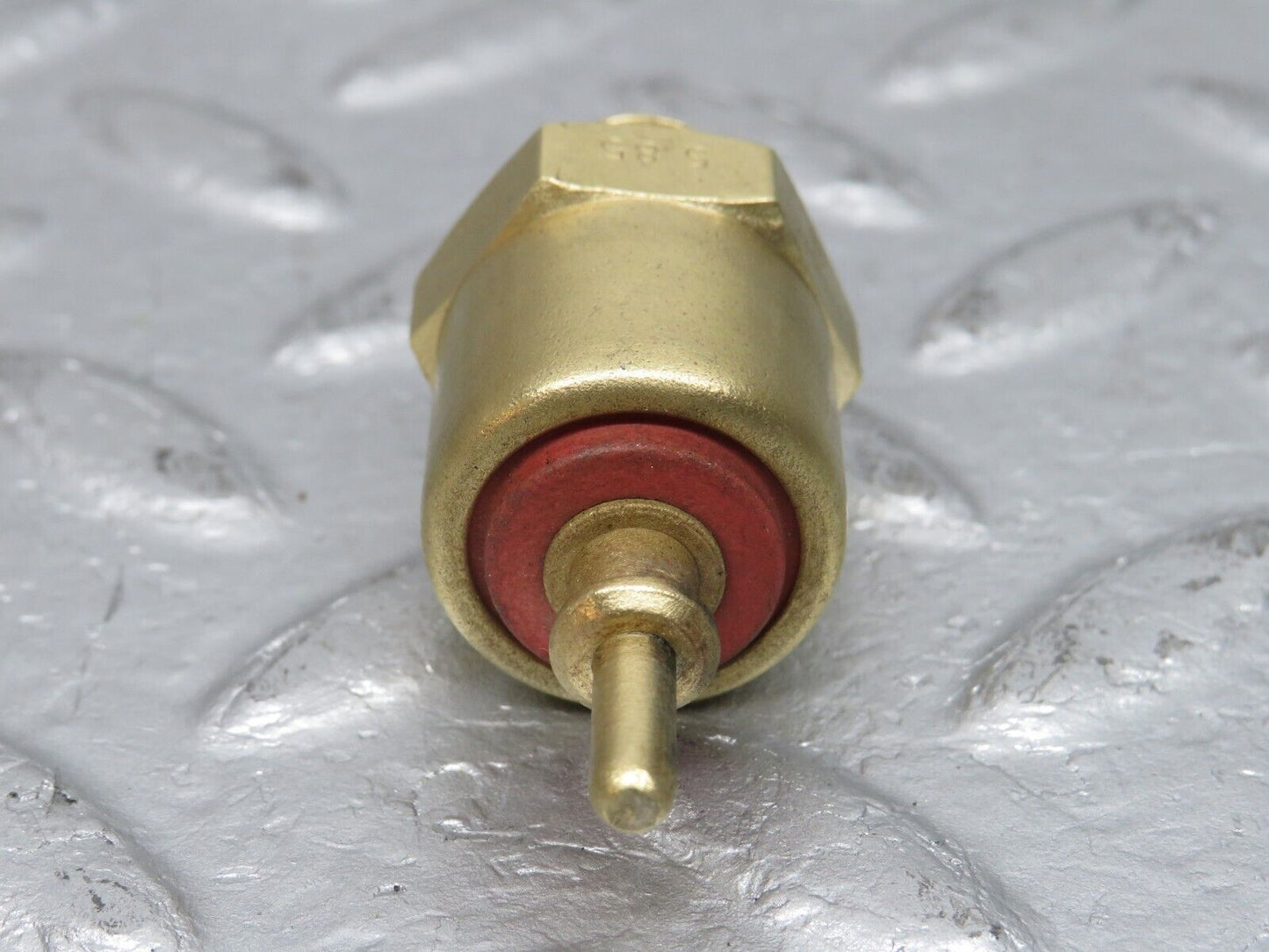 39264 Mercedes-Benz R107 500SL Temperature Sensor VDO 0280130218