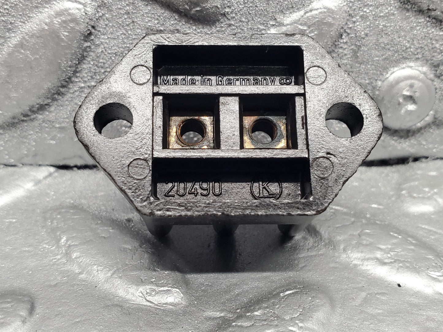 45690458