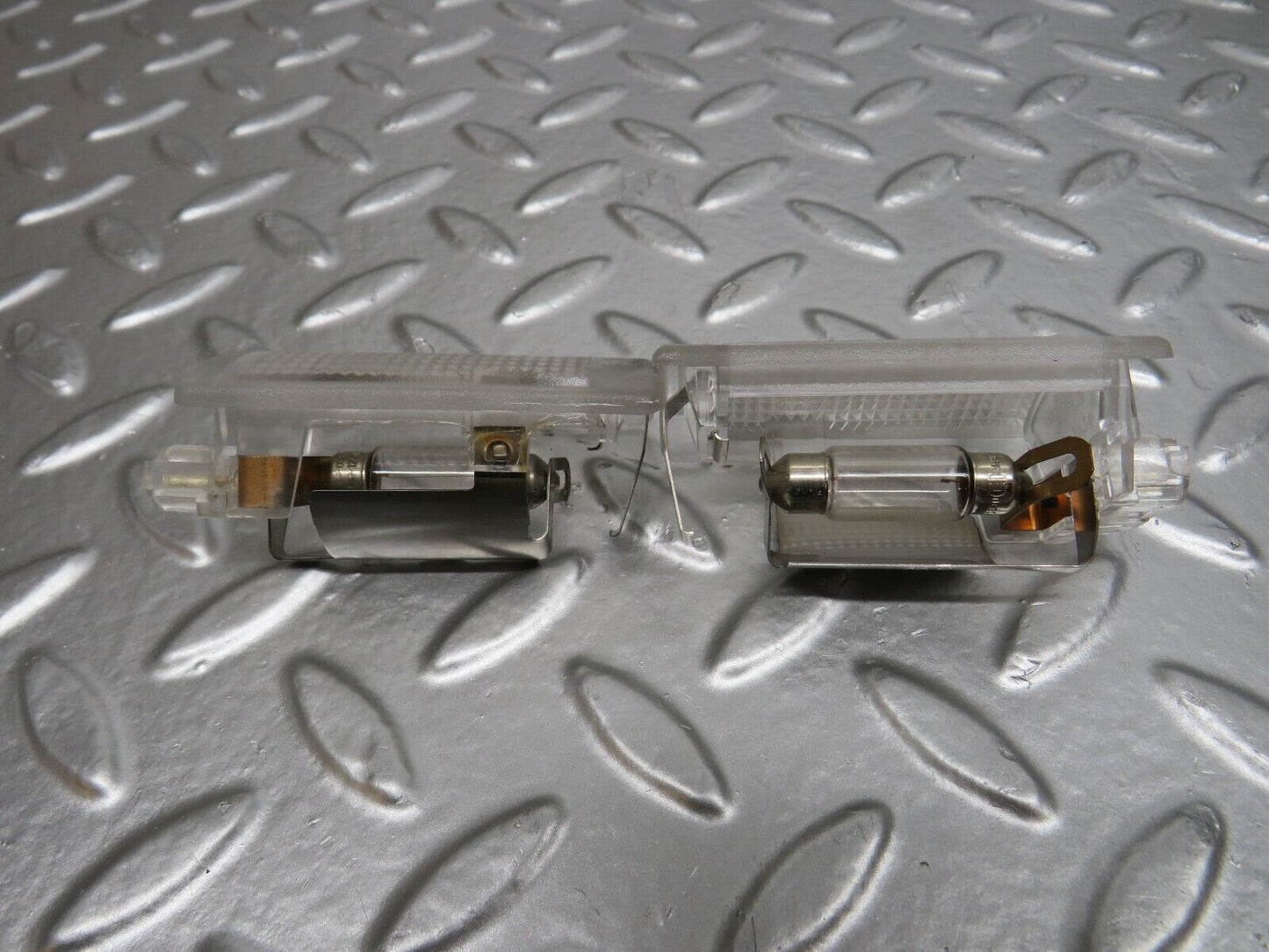 24660 Mercedes-Benz W140 S320 Rear Door Interior Light 1408200201