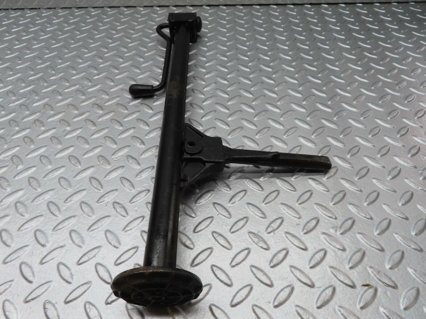 18073 Mercedes-Benz W123 200 Car Jack Bilstein