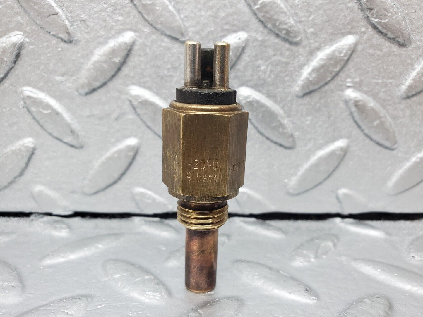 45344 Mercedes-Benz 280E M110.983 Coolant Temperature Sensor VDO