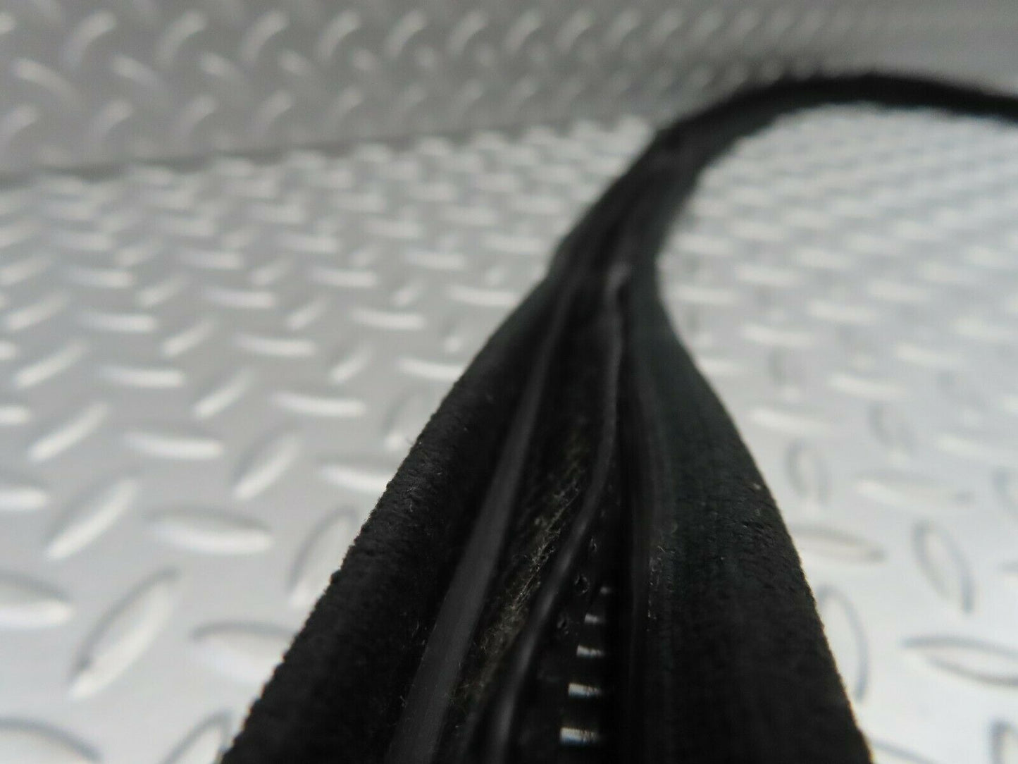 6639 Mercedes-Benz S124 E220 Wagon Front Right Cloth Covered Door Seal