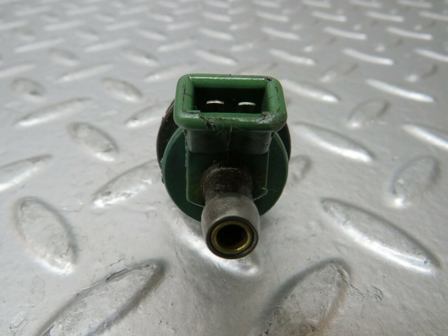23664 Mercedes-Benz W114 280E Fuel Injector Bosch 0280150014