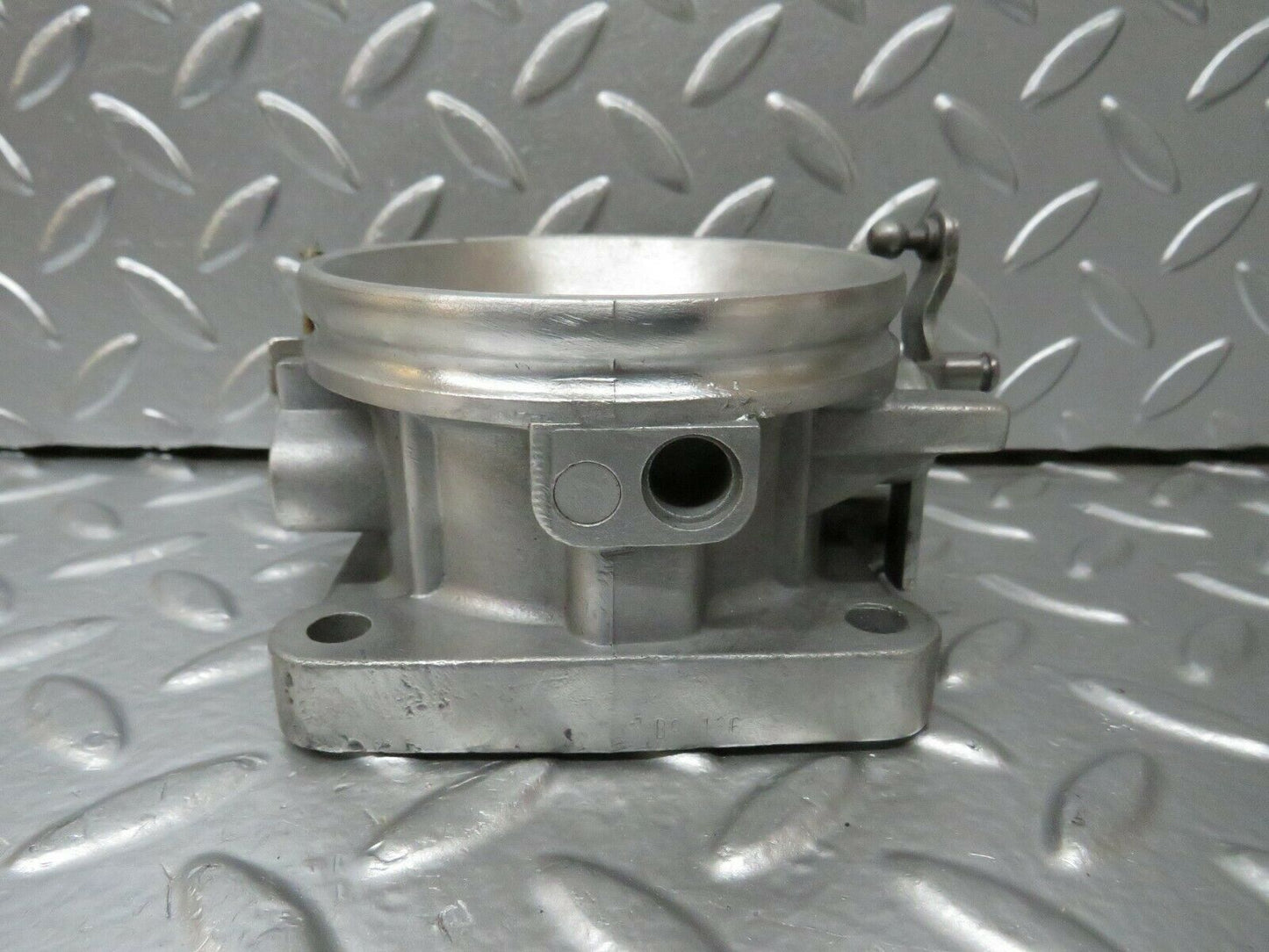 23903 Mercedes-Benz C107 450SLC Coupe Throttle Body Valve