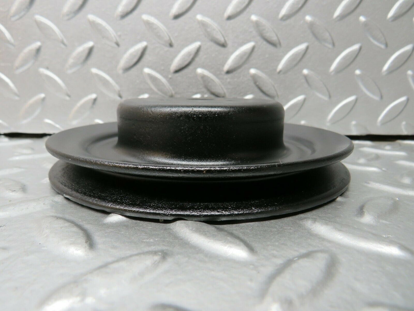 23517 Mercedes-Benz W114 280E Water Pump Pulley
