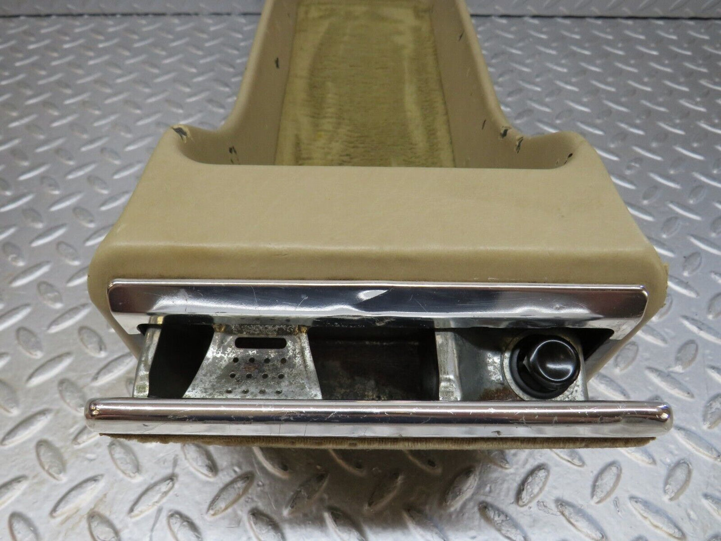 37049 Mercedes-Benz C126 420SEC Coupe Rear Centre Console 1268431107