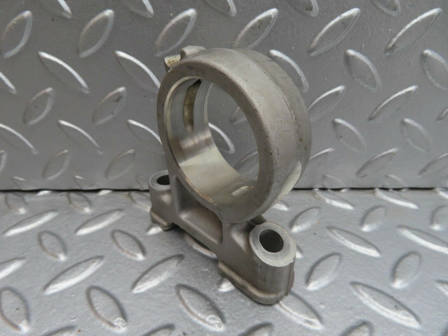 13736 Mercedes-Benz R107 450SL Camshaft Tower Bearing 1160512712