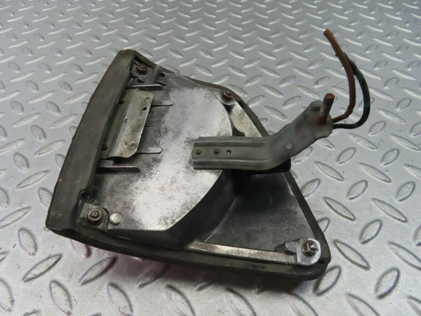 8546 Mercedes-Benz W116 Indicator Light Front Left 1305233001