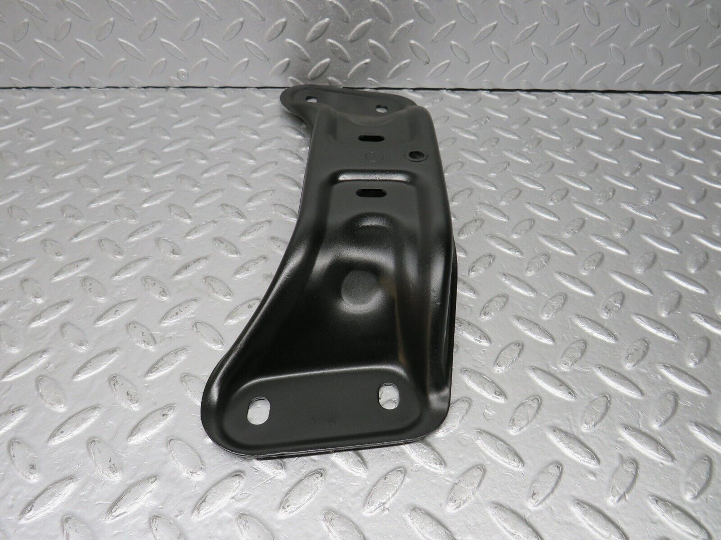 39568 Mercedes-Benz R129 320SL Coupe Gearbox Mount Bracket