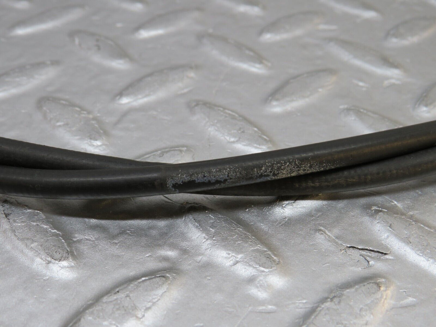 37541 Mercedes-Benz W109 300SEL Heater Hose Pipe 1098310494