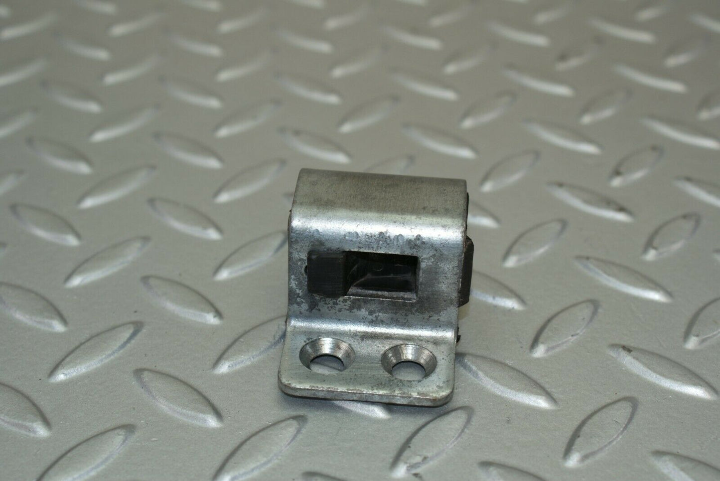 2938 Mercedes-Benz C123 280CE Coupe Door Lock Latch Left Side