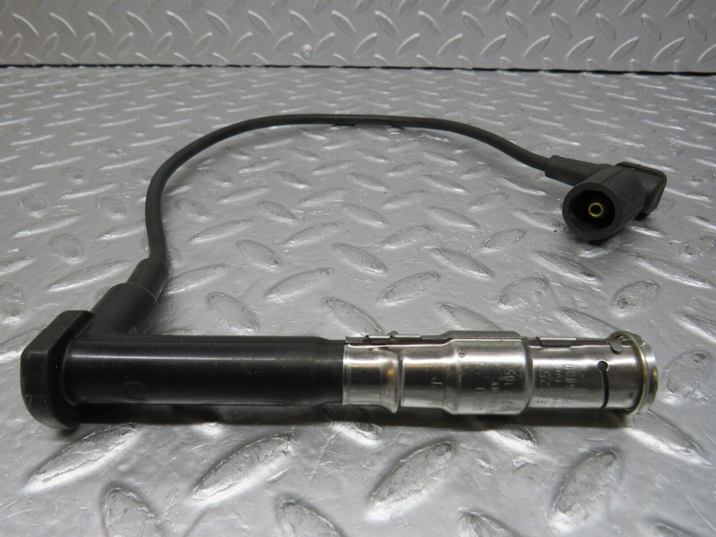 38099 Mercedes-Benz A124 320E Ignition Coil Lead 0300362105 0356250035 0001593442