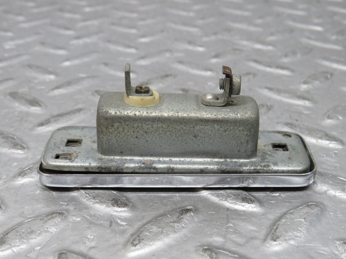37342 Mercedes-Benz W109 300SEL number Plate Light Chrome Hella