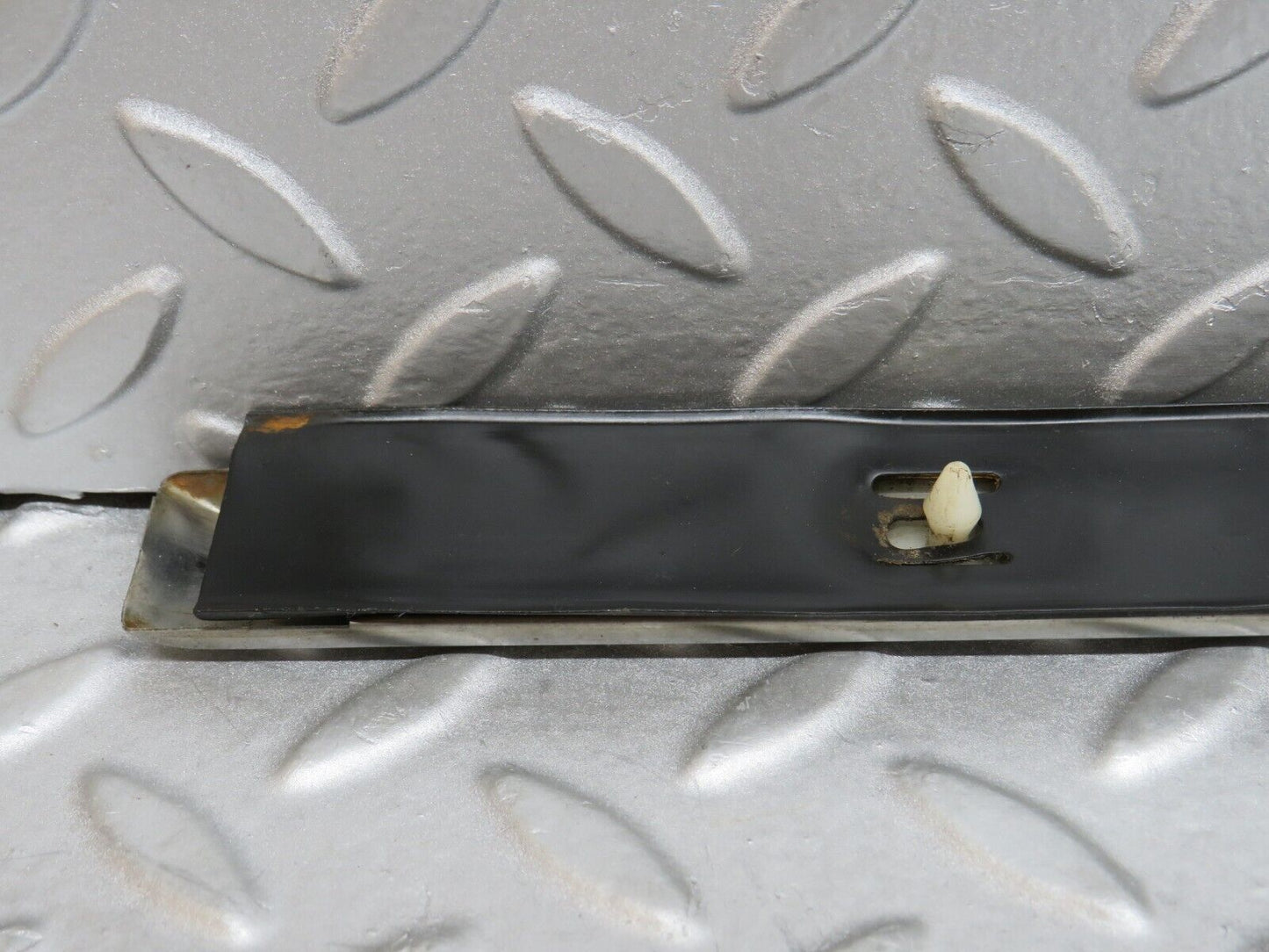 37441 Mercedes-Benz W109 300SEL Right Skirt Chrome Trim Strip