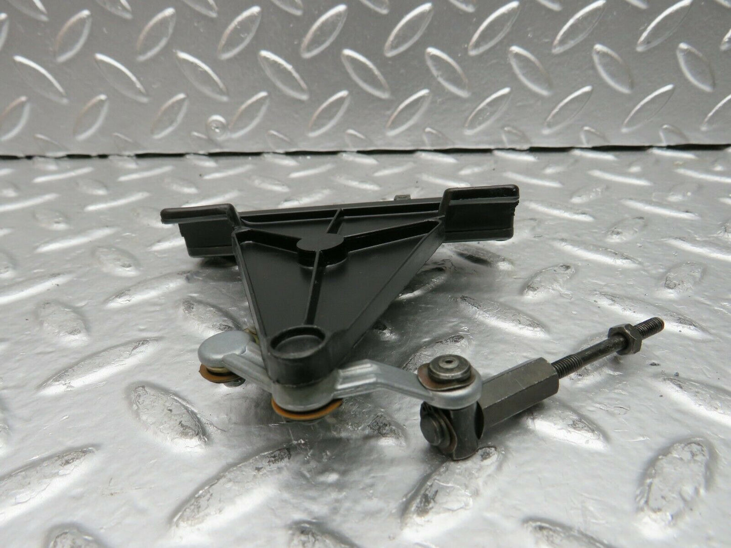 22719 Mercedes-Benz C107 450SLC Coupe Air Vent Control Lever Centre