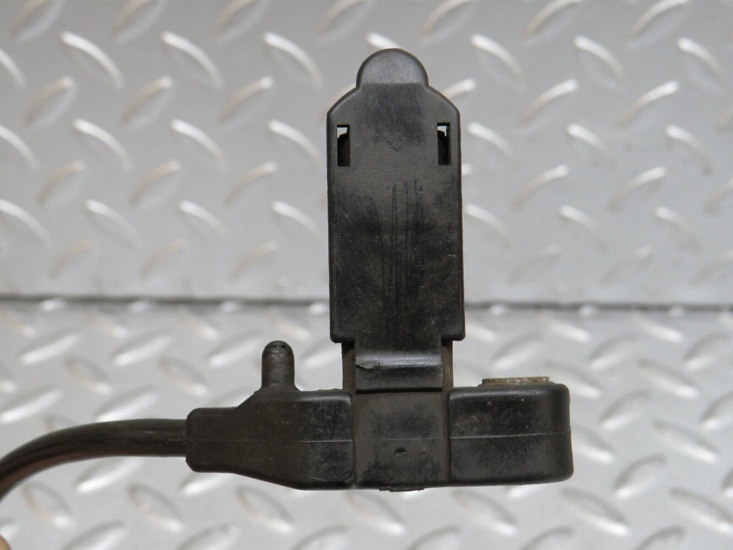 29592 Mercedes-Benz W124 230E Brake Pad Sensor Right Side 2015452228