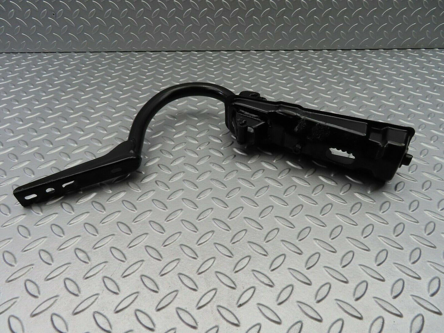 6422 Mercedes-Benz W126 380SE Trunk Lid Hinge Right Side