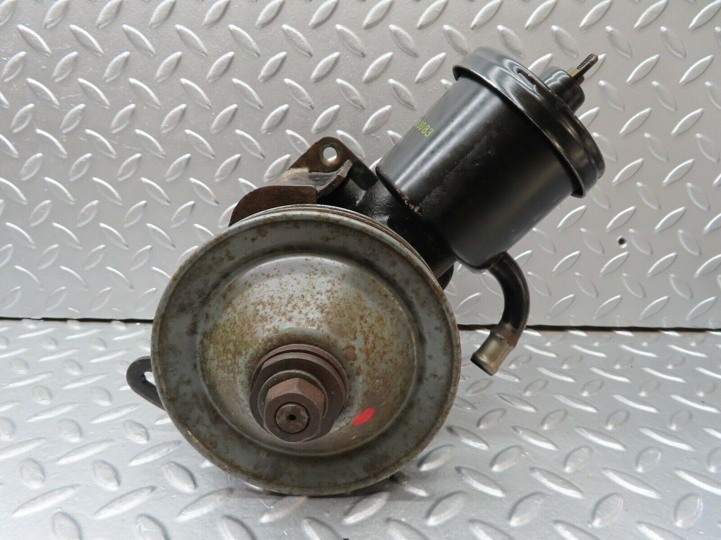 20659 Mercedes-Benz R107 450SL Coupe Power Steering Pump Vickers Type 01