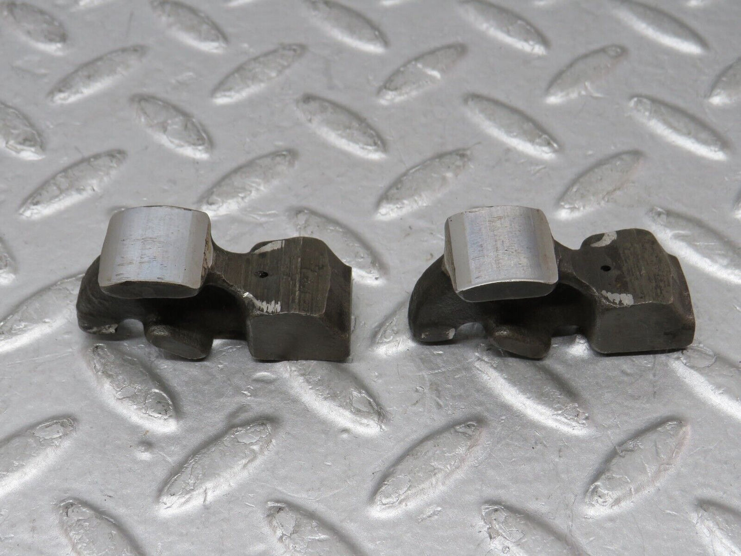 35644 Mercedes-Benz R107 280SL Valve Rocker Arm With Spring And Tappet