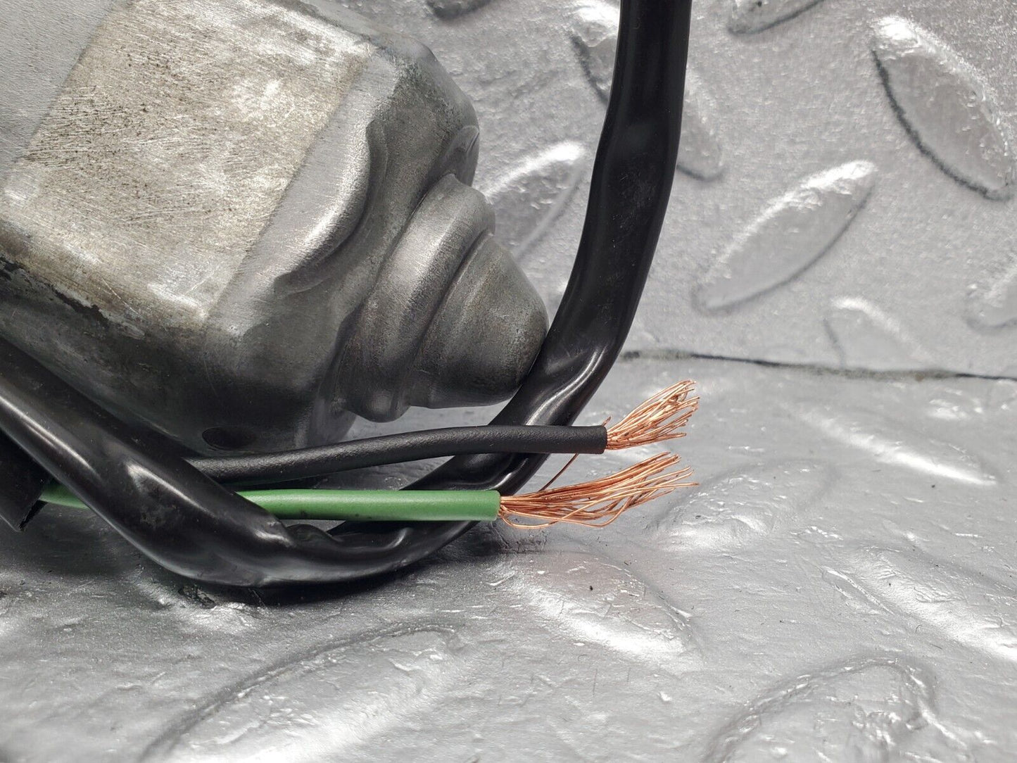 46380 Mercedes-Benz C123 280CE Coupe Rear Right Window Regulator Motor 0130821021
