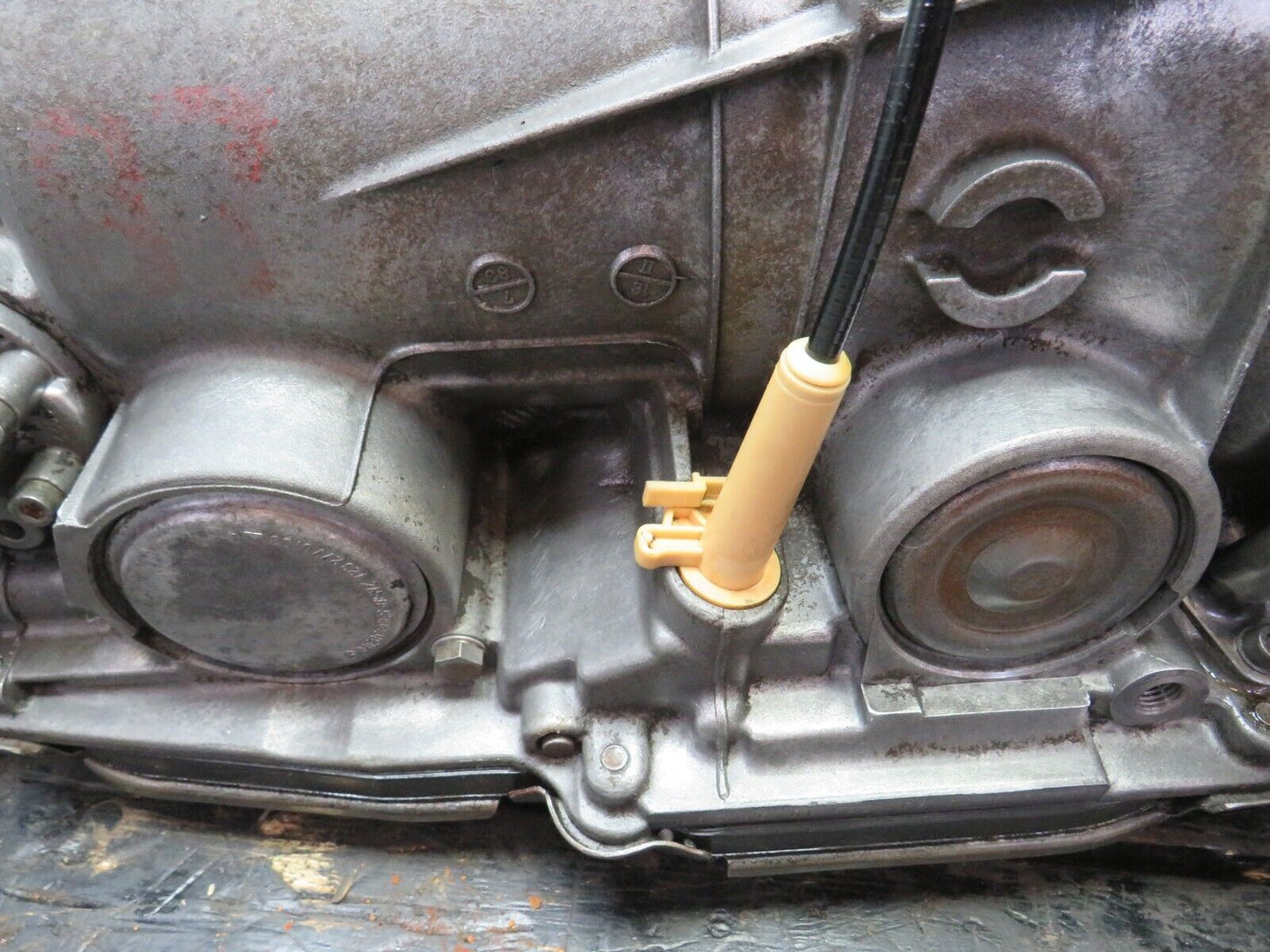 25640 Mercedes-Benz W123 200 Automatic Gearbox 722.406 1232706701 1232711801
